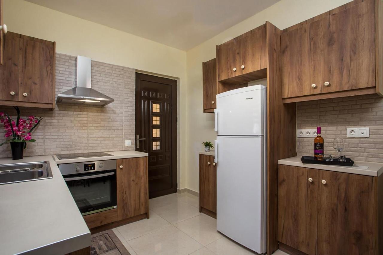 Lyristis Aparthotel